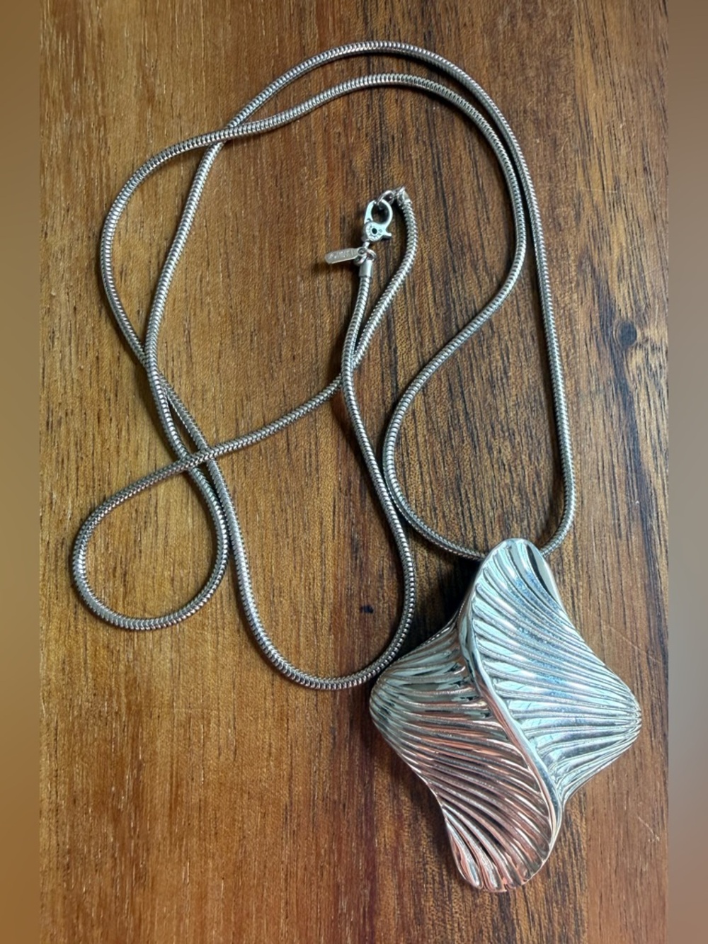 VTG Monet Silver-Tone Sculpted Wave Pendant Necklace Long 27”